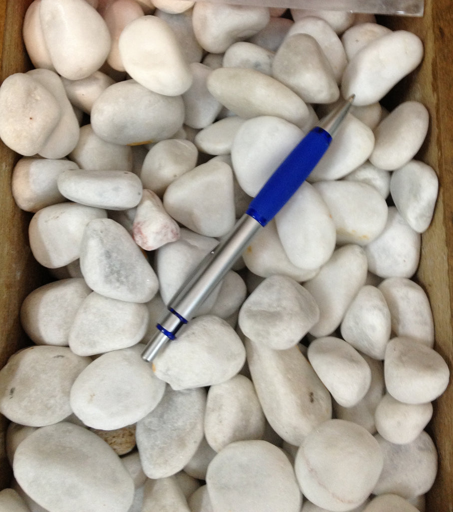 White Pebbles Large 30-50mm